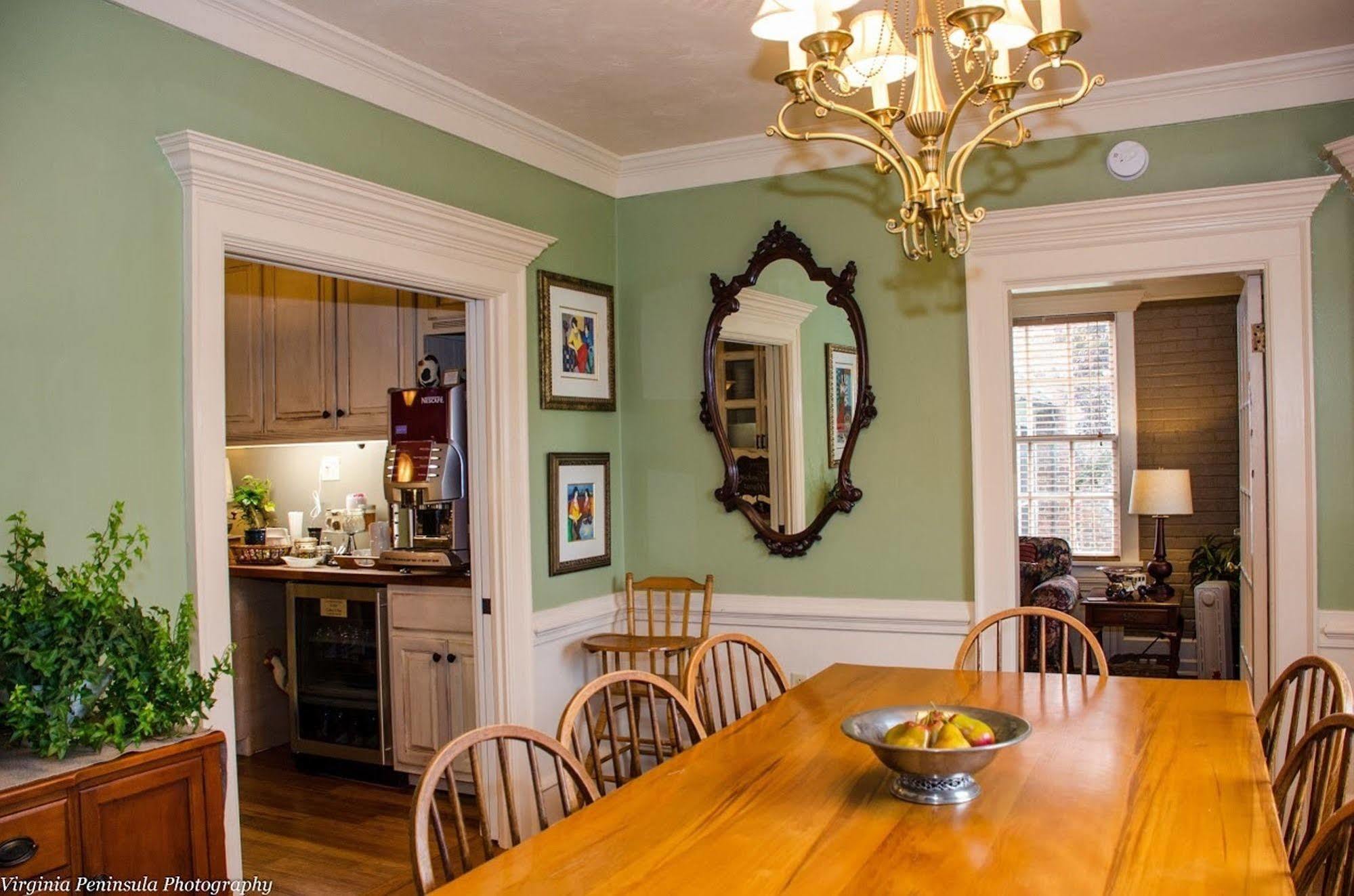 Williamsburg Manor B&B Dış mekan fotoğraf