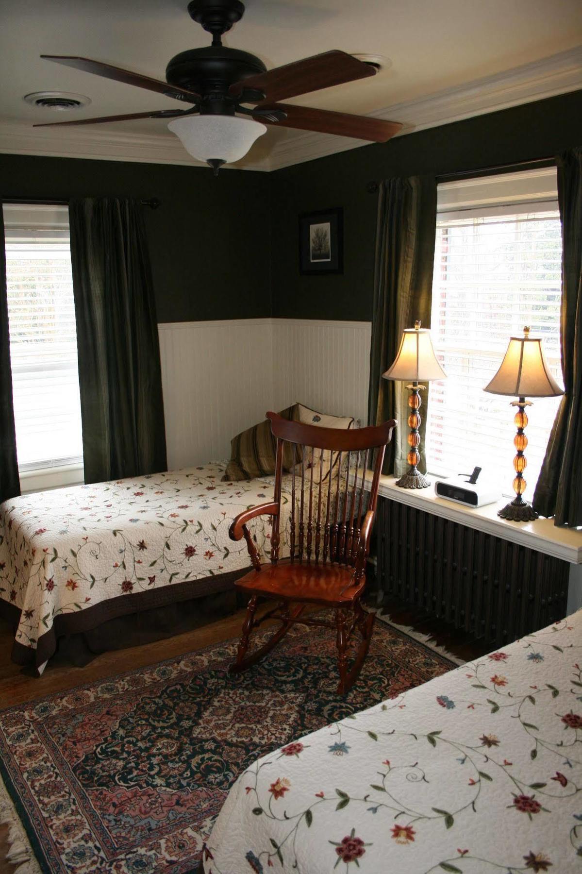 Williamsburg Manor B&B Dış mekan fotoğraf