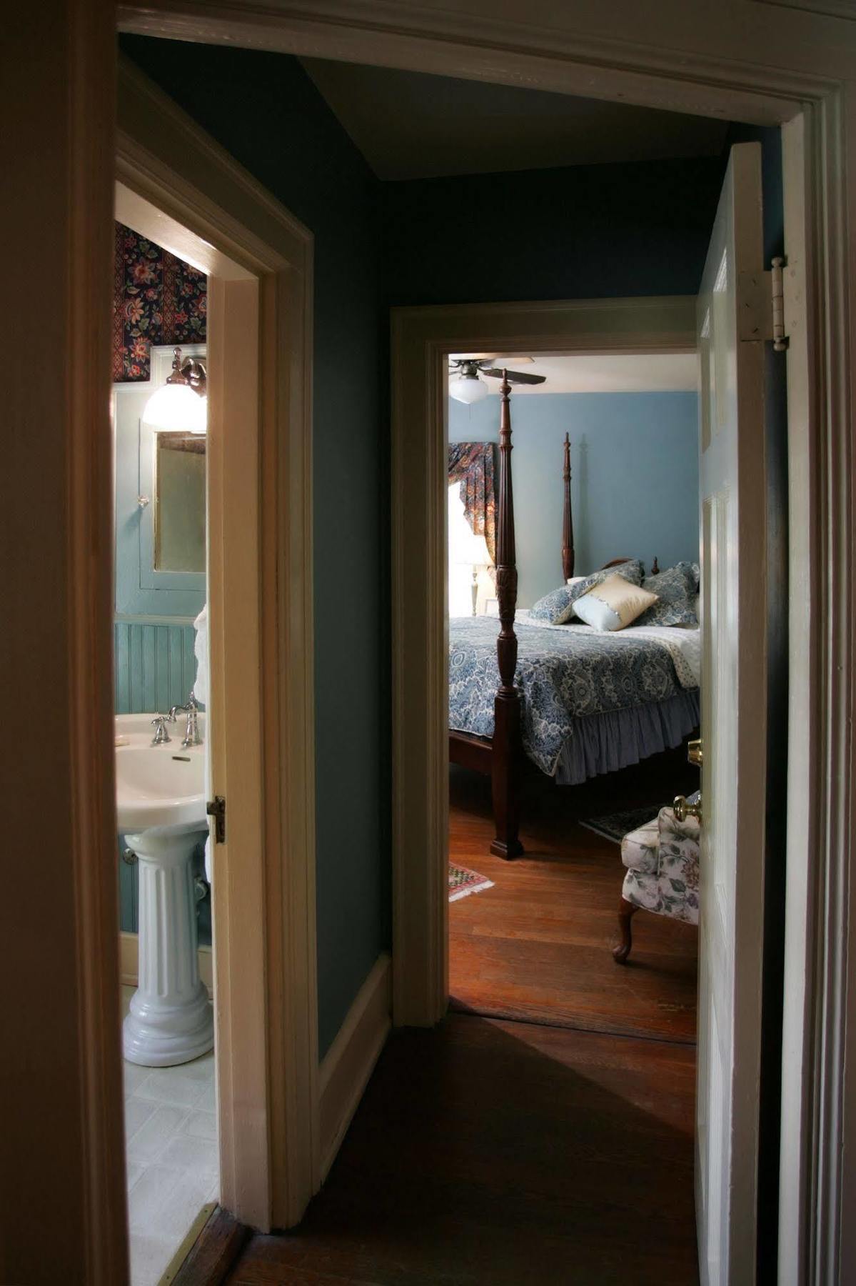 Williamsburg Manor B&B Oda fotoğraf